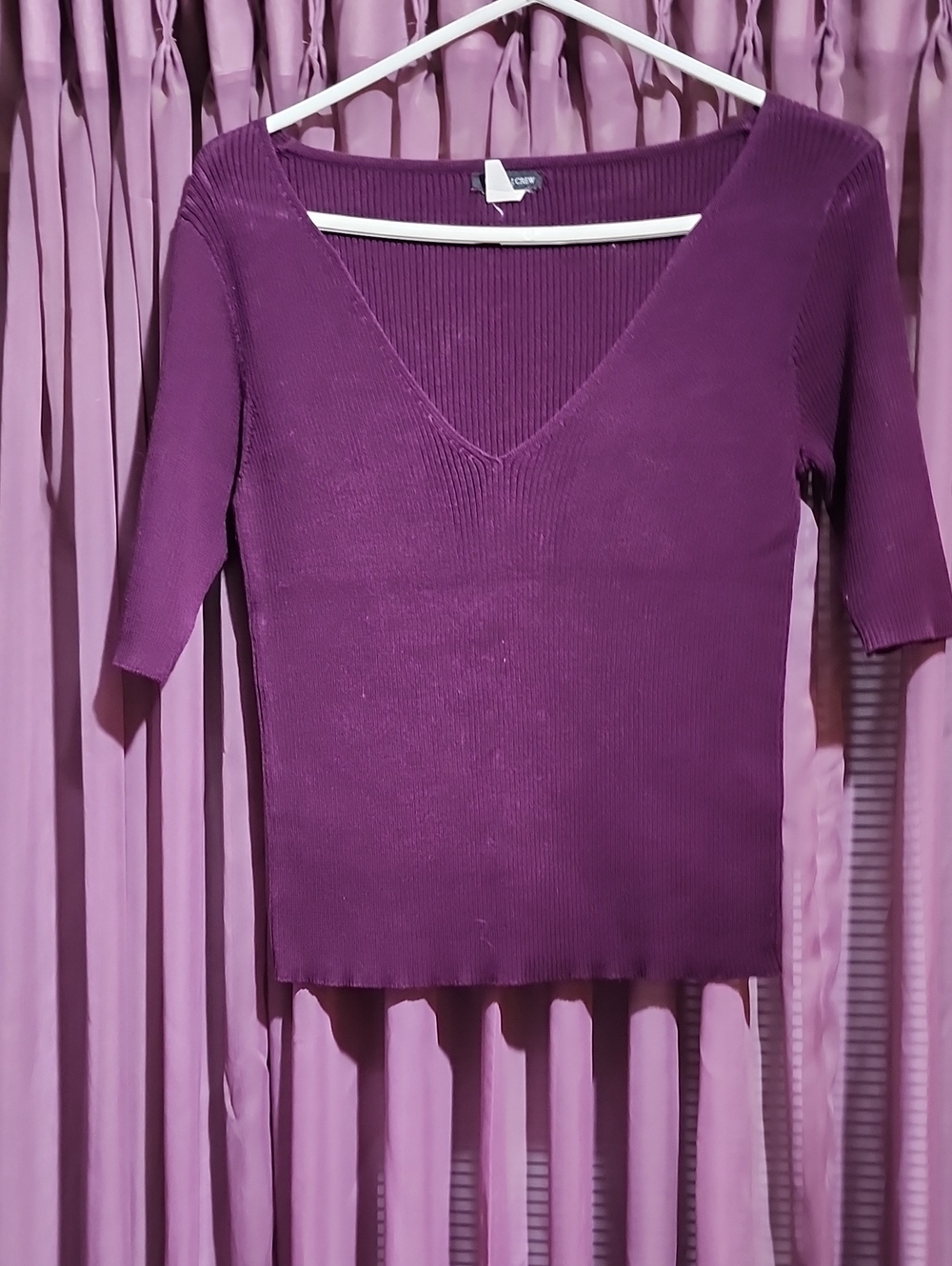 J Crew Purple Ribbed V-Neck Top M